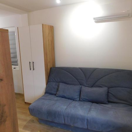 Apartments J&M 奥赫里德 外观 照片