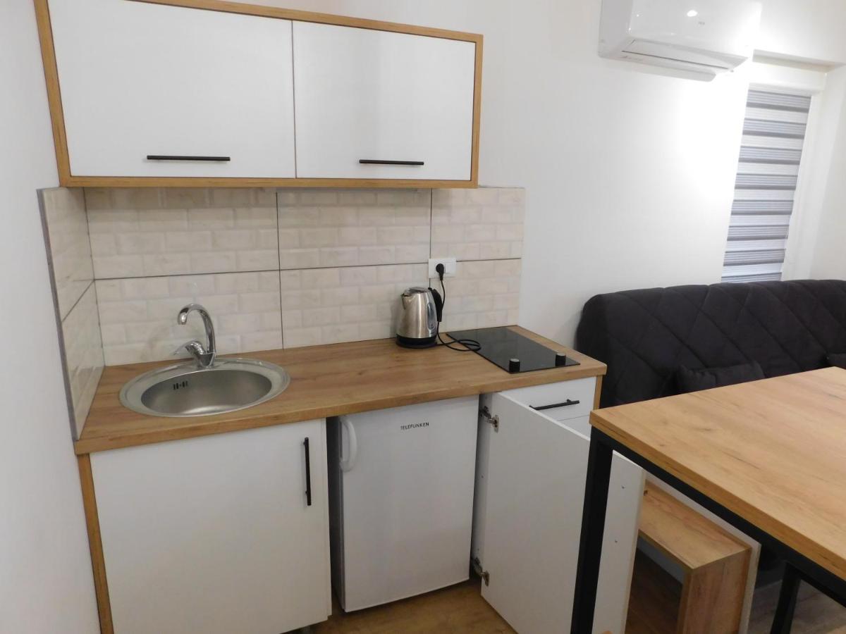 Apartments J&M 奥赫里德 外观 照片