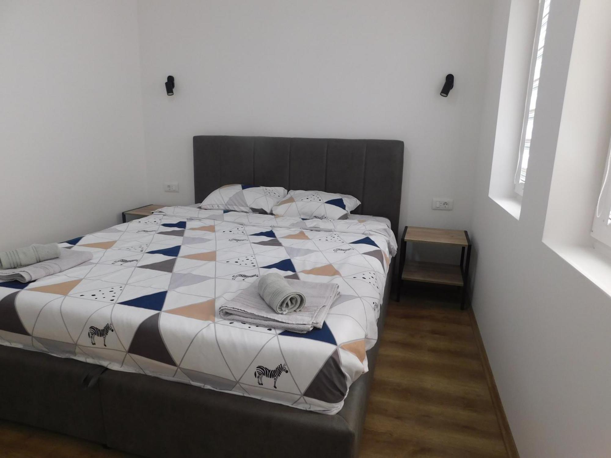 Apartments J&M 奥赫里德 外观 照片